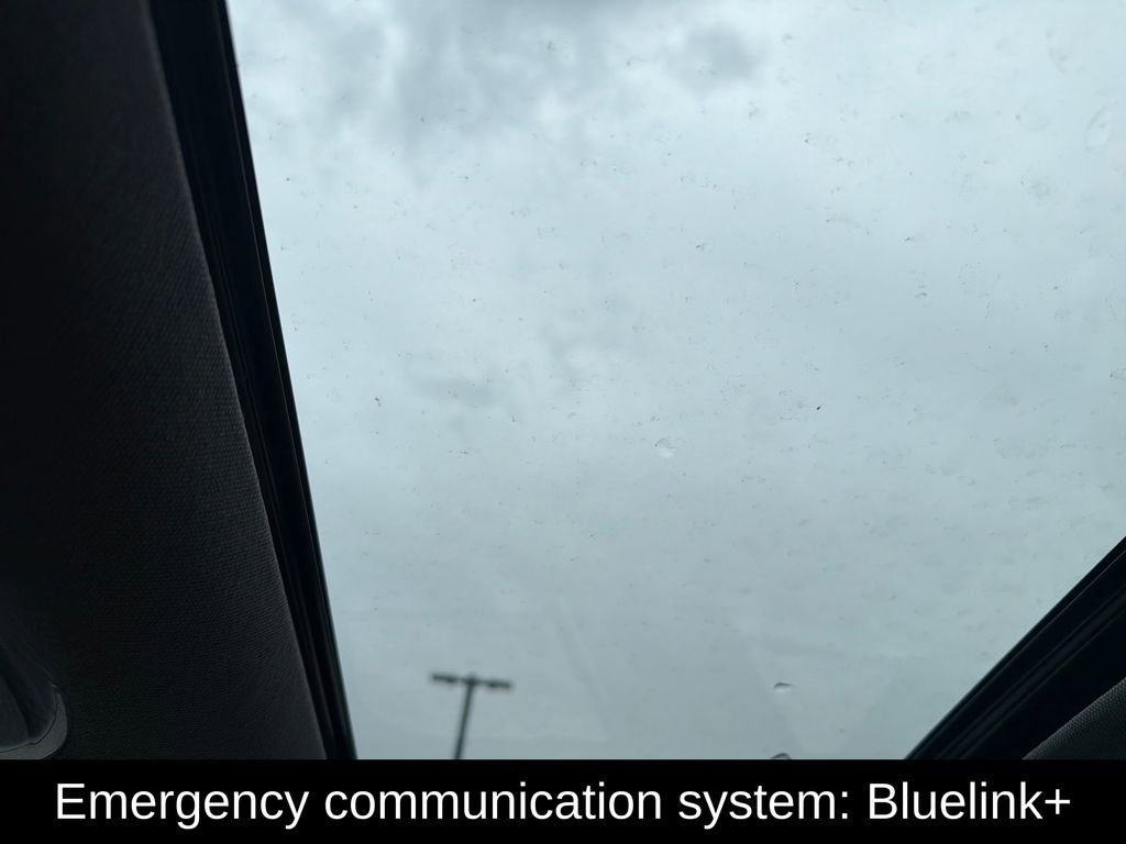 Used 2025 Hyundai Elantra SEL w/ Cargo Package FWD image 23