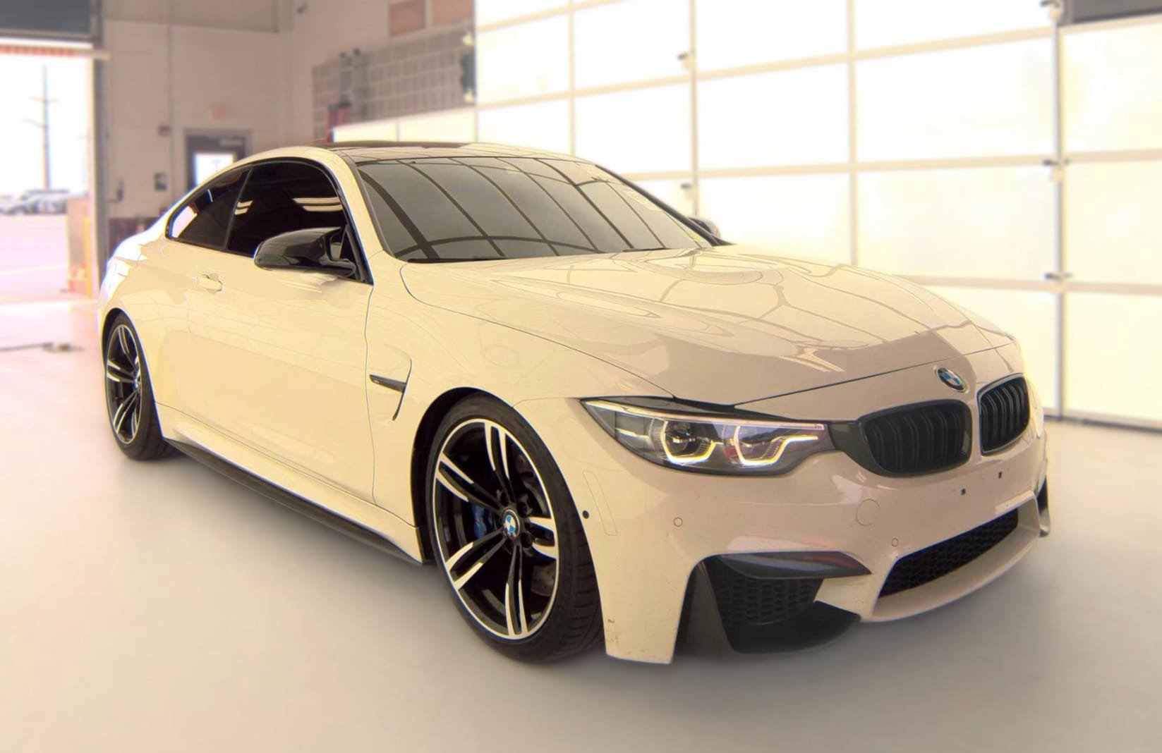 Used 2018 BMW M4 Coupe w/ Ultimate Package RWD image 2