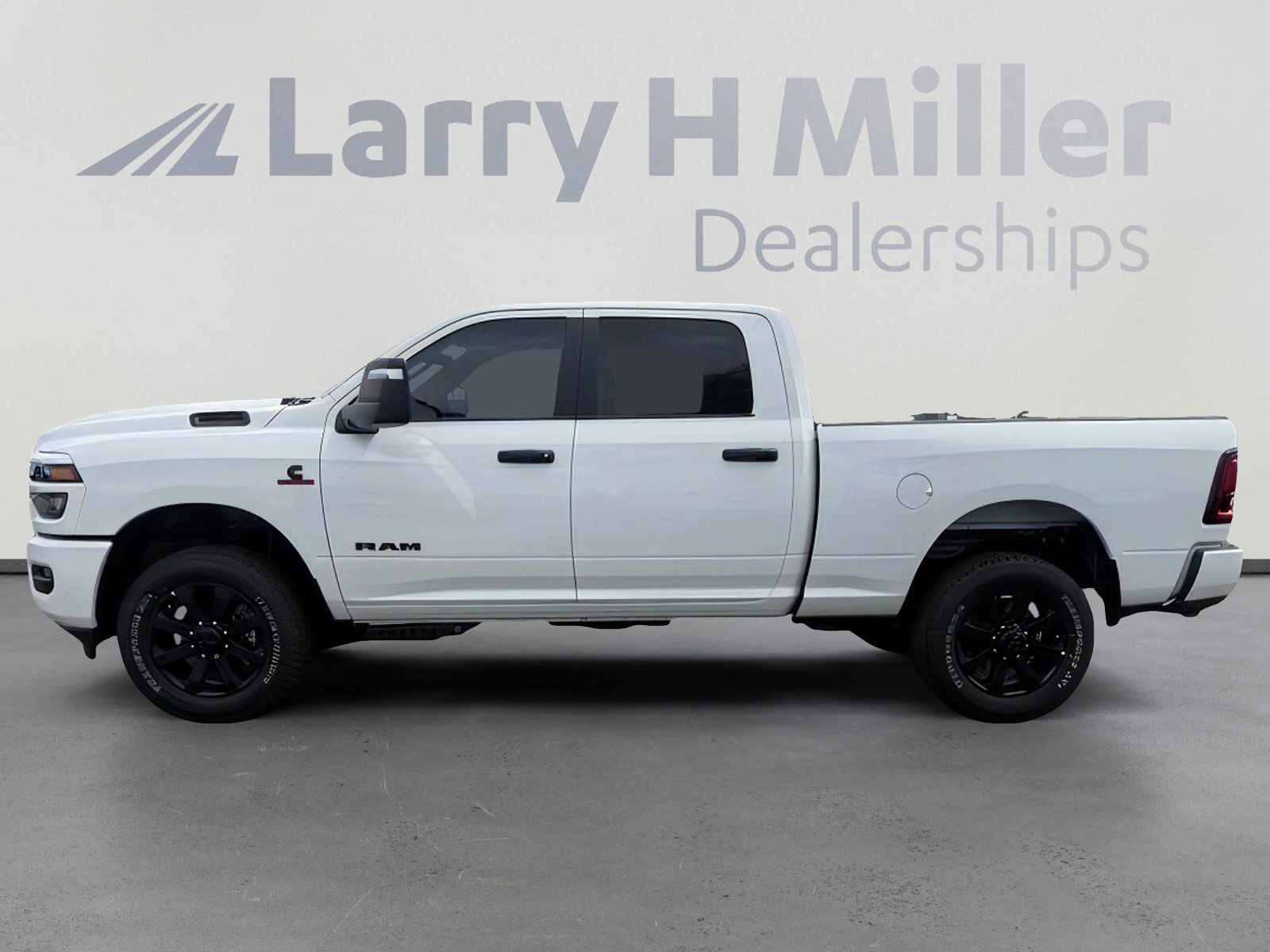 New 2026 RAM 2500 Big Horn AWD/4WD image 3
