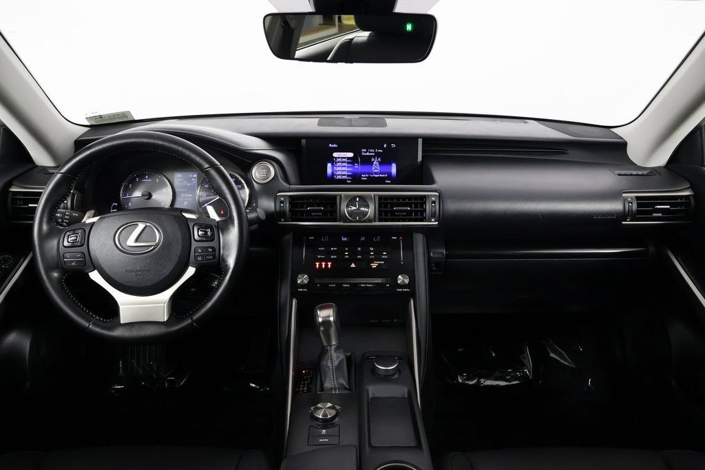 Used 2017 Lexus IS 200t RWD image 8