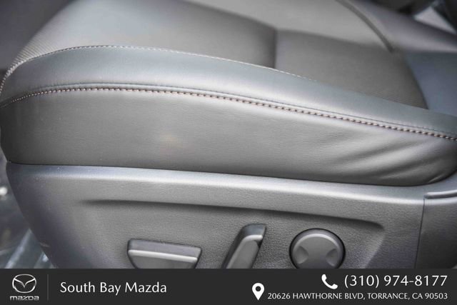 New 2026 MAZDA MAZDA3 Hatchback w/Premium Plus Pkg image 24