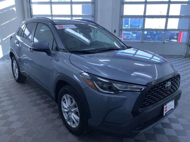 Certified 2023 Toyota Corolla Cross LE image 35