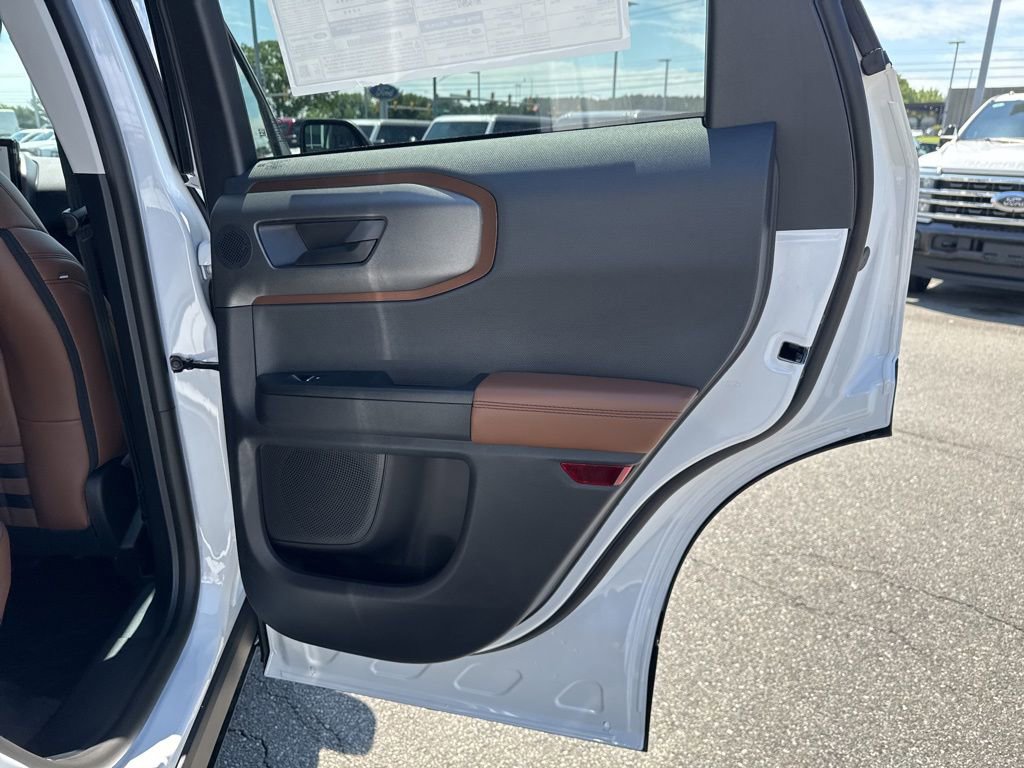 New 2025 Ford Bronco Sport Outer Banks w/ Sasquatch Outer Banks Package image 21