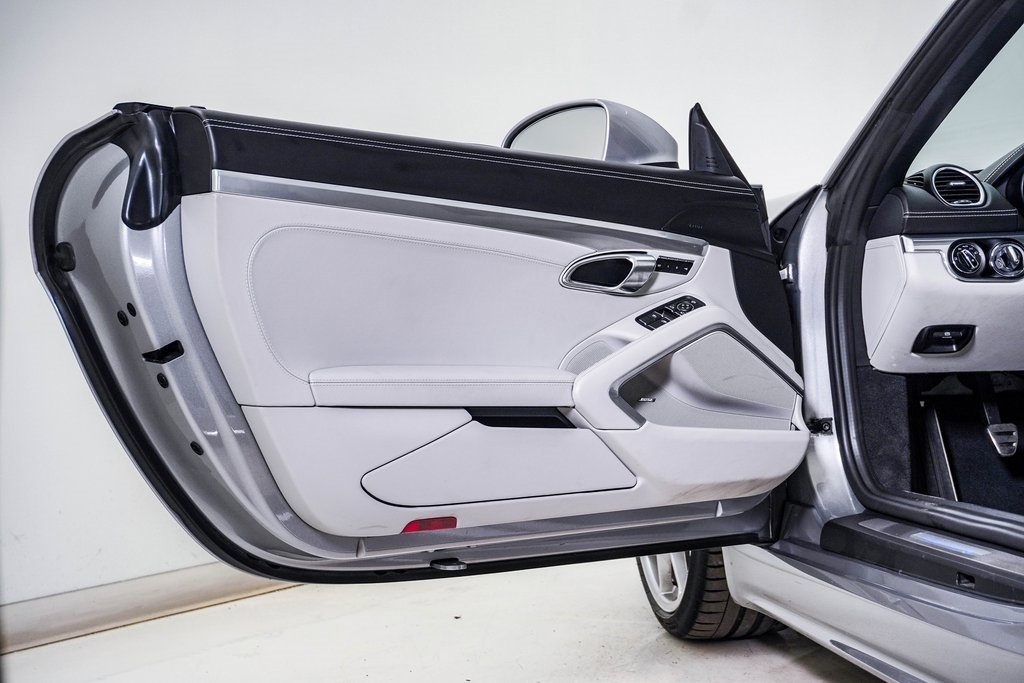 Used 2023 Porsche 718 Boxster GTS image 27