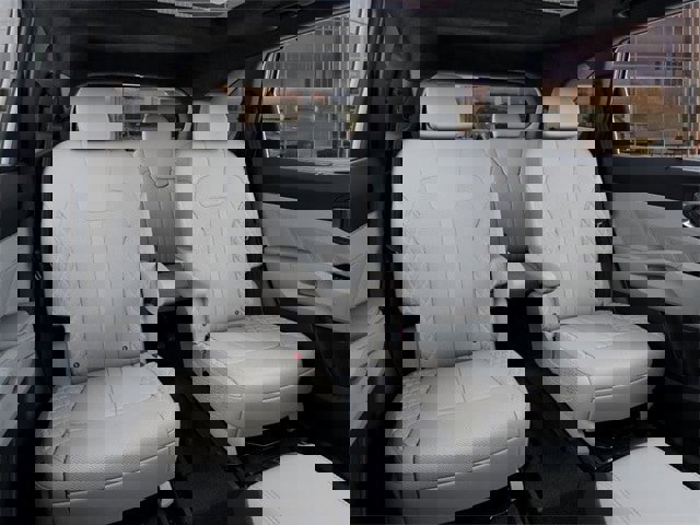 New 2025 Kia Sorento SX Prestige image 16