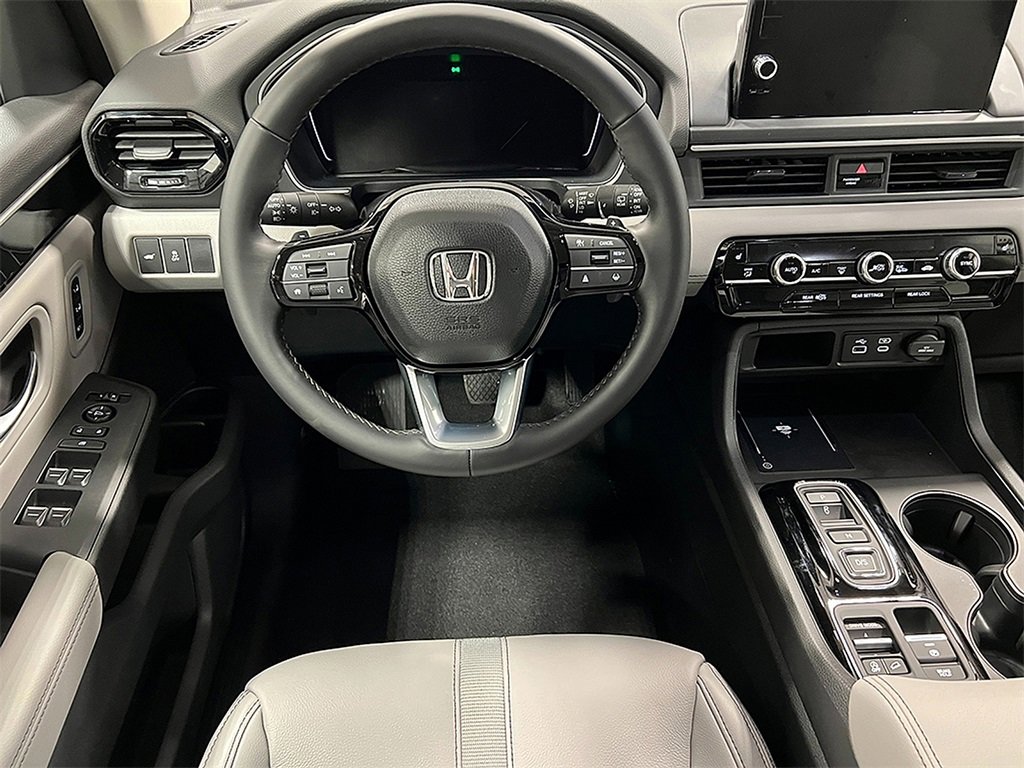 New 2025 Honda Pilot EX-L image 16