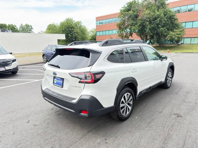 Certified 2025 Subaru Outback Premium AWD/4WD image 6