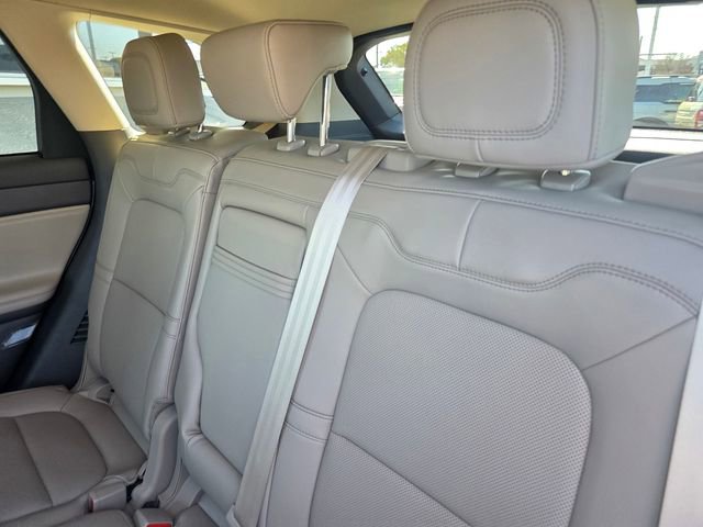 Used 2022 Lincoln Corsair FWD w/ Equipment Group 101A image 10