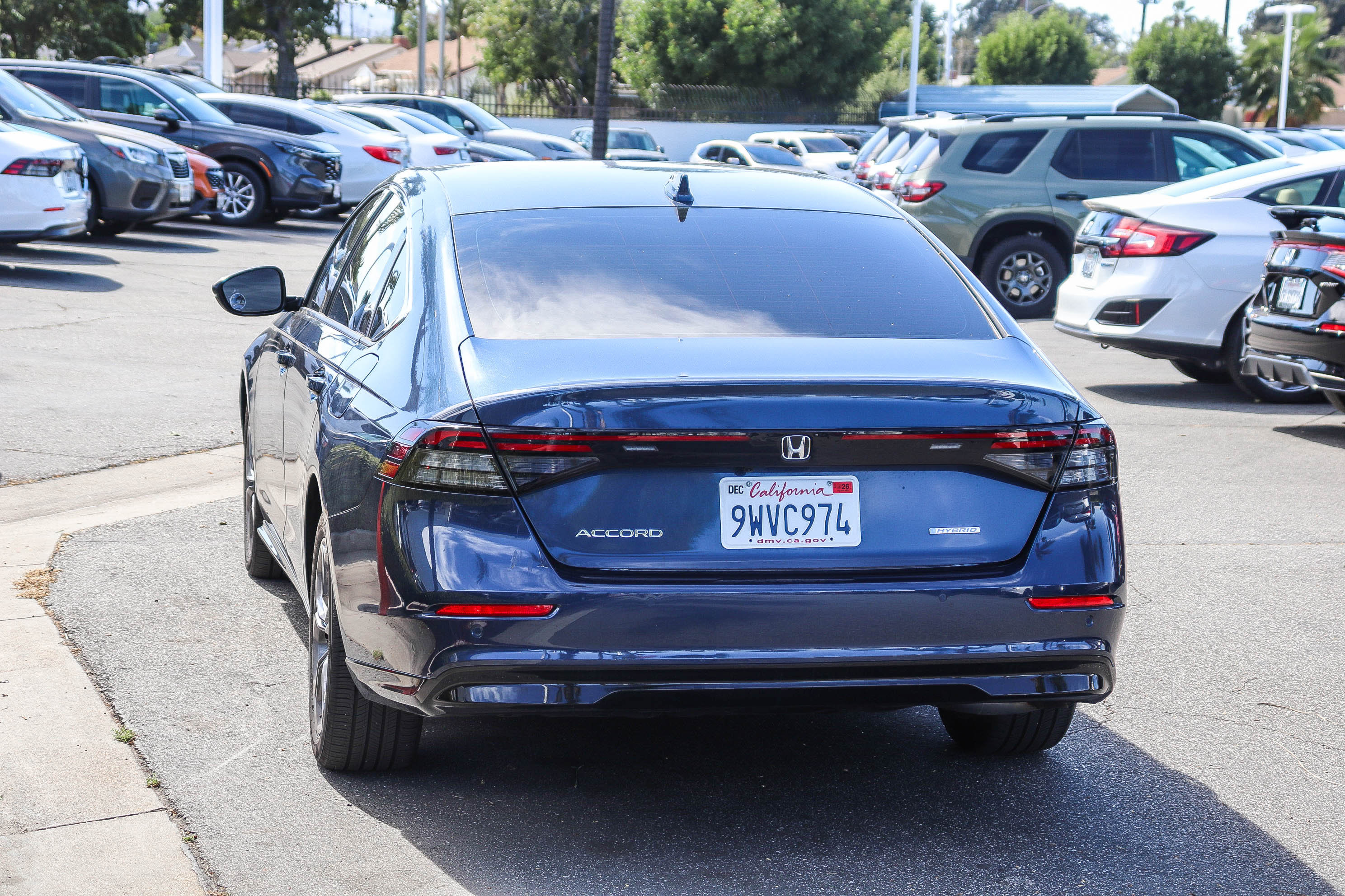 Used 2025 Honda Accord EX-L image 12