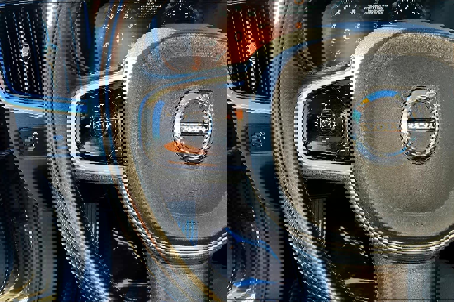 Used 2019 Volvo V90 T5 Cross Country w/ Protection Package Premier image 23