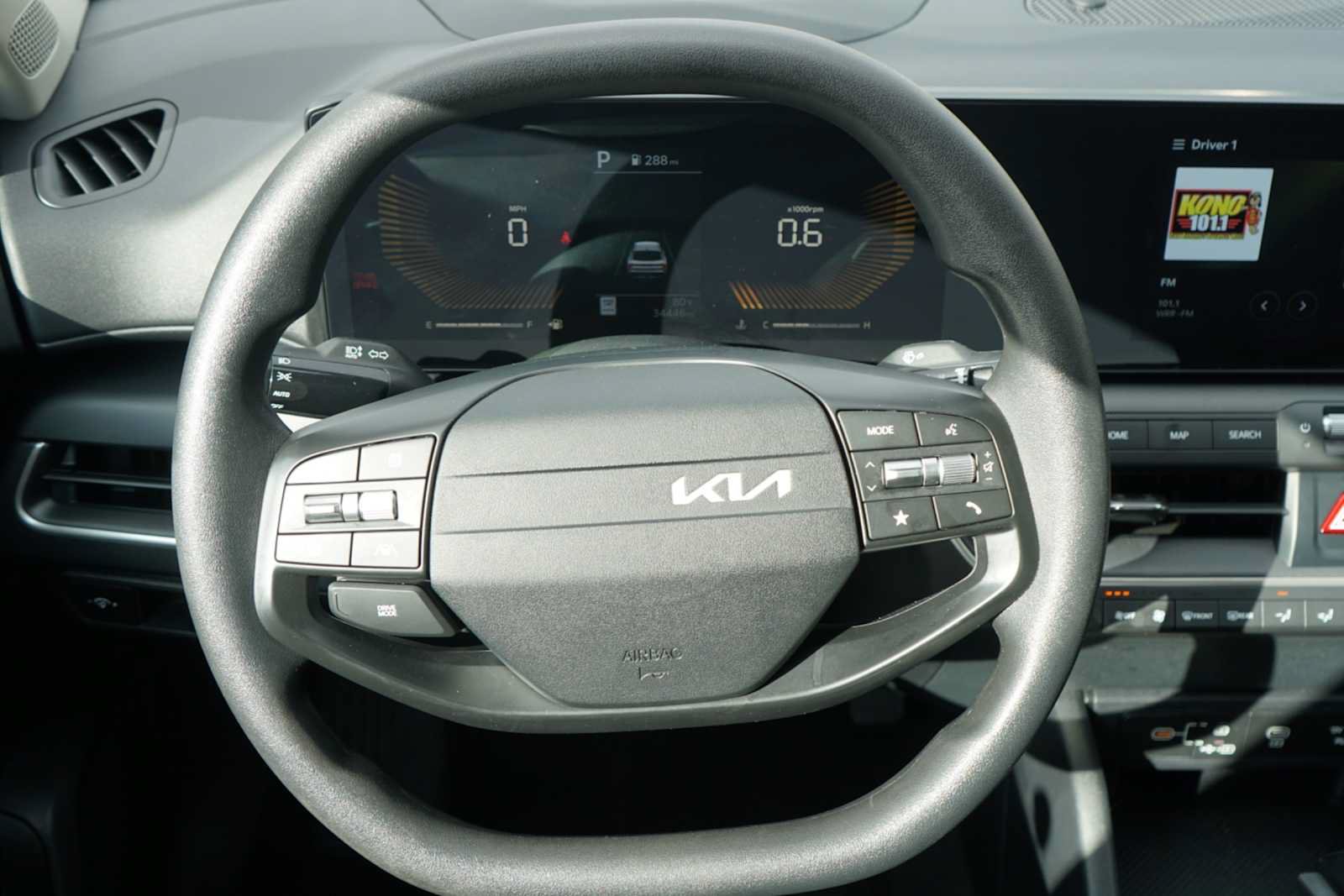 Certified 2025 Kia K4 FWD image 20