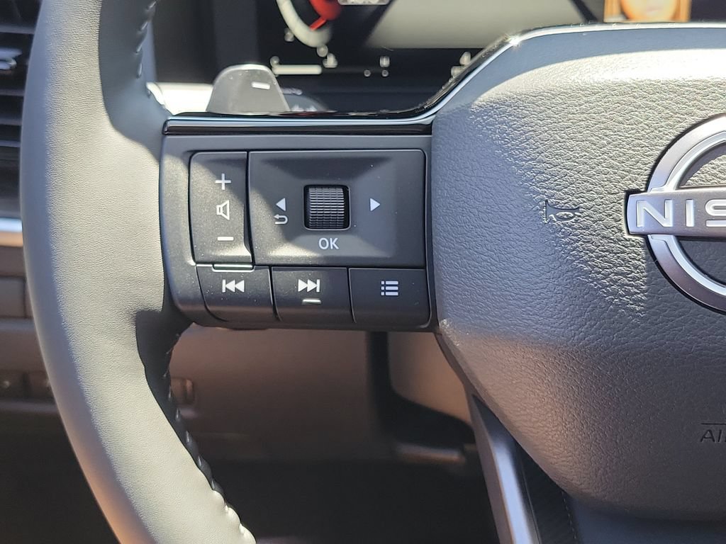 New 2026 Nissan Rogue Platinum AWD/4WD image 6