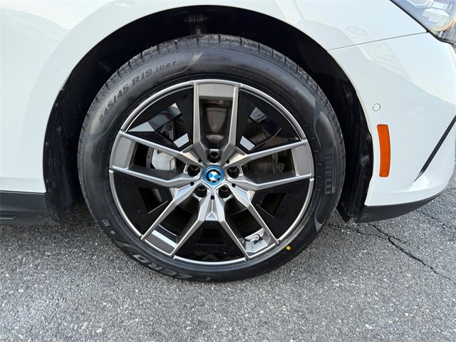 Certified 2025 BMW i5 xDrive40 w/ M Sport Package image 16