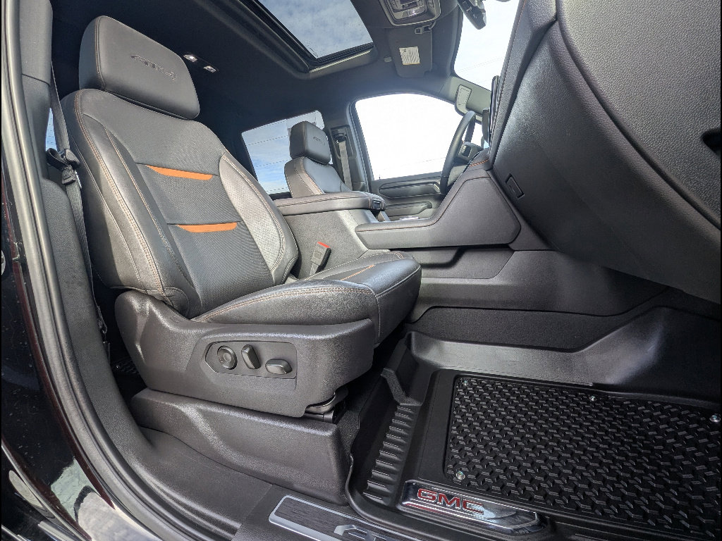 Used 2025 GMC Sierra 2500 AT4 w/ AT4 Premium Plus Package image 22