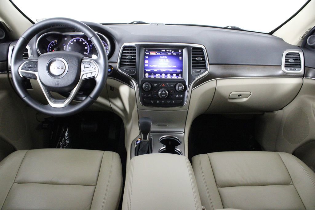 Used 2017 Jeep Grand Cherokee Limited w/ Trailer Tow Group IV image 30