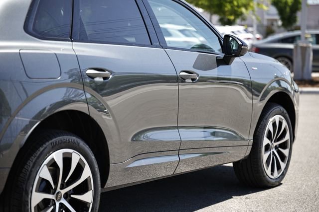 New 2026 Audi Q3 quattro 2.0T AWD/4WD image 8