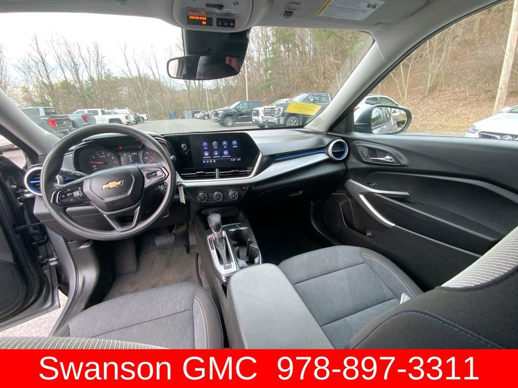 Used 2024 Chevrolet Trax LS w/ Driver Confidence Package image 20