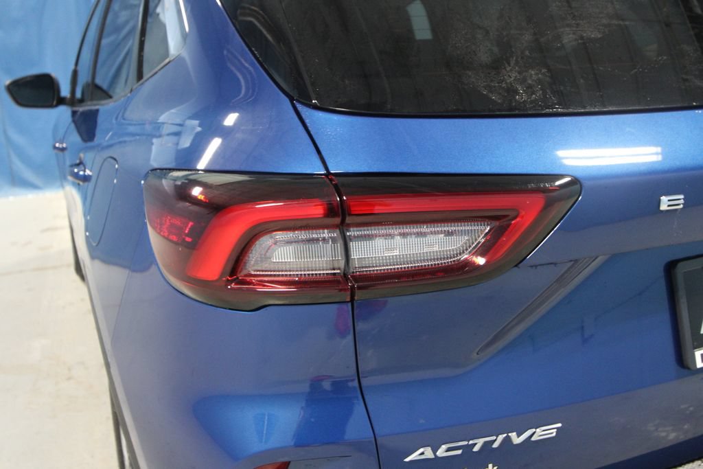 Used 2023 Ford Escape Active AWD/4WD image 33