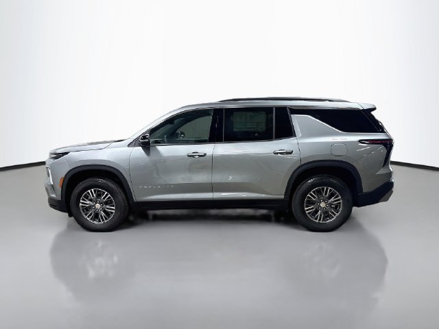 New 2027 Chevrolet Traverse LT w/ LPO, Floor Liner Package FWD image 11