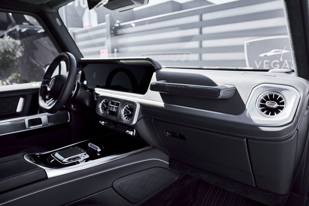 Used 2025 Mercedes-Benz G 63 AMG 4MATIC image 42