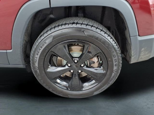 Used 2020 Jeep Cherokee Latitude Plus image 12