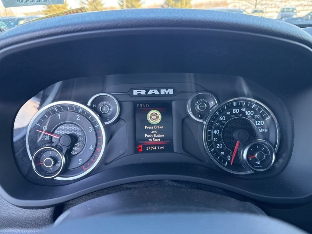 Used 2024 RAM 3500 Big Horn AWD/4WD image 18