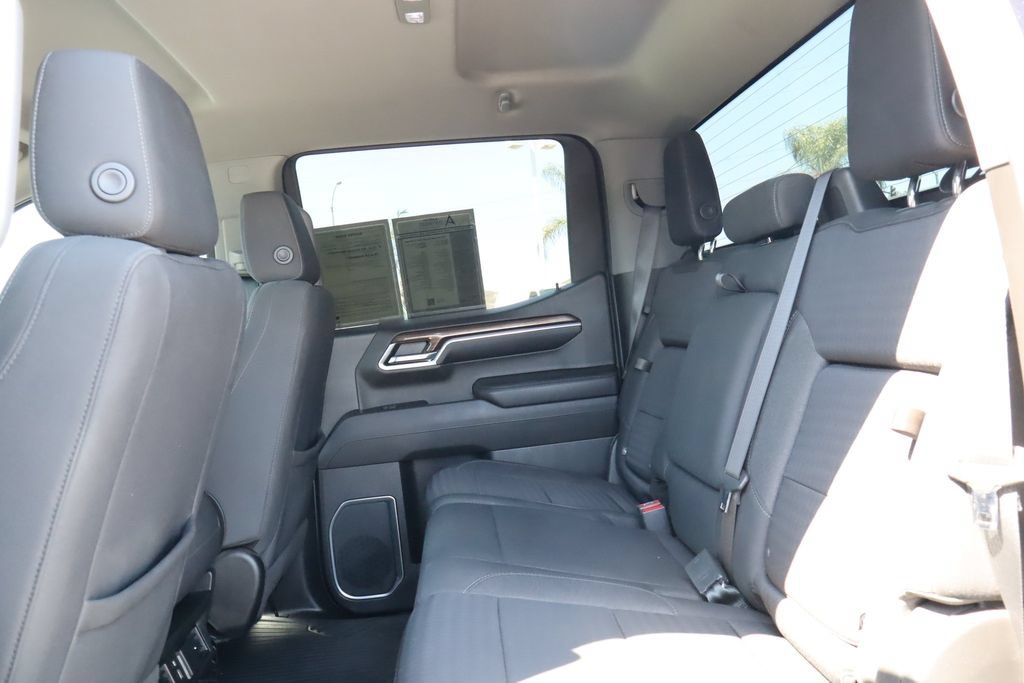 Used 2023 Chevrolet Silverado 1500 LT Trail Boss w/ LPO, Dark Essentials Package AWD/4WD image 30