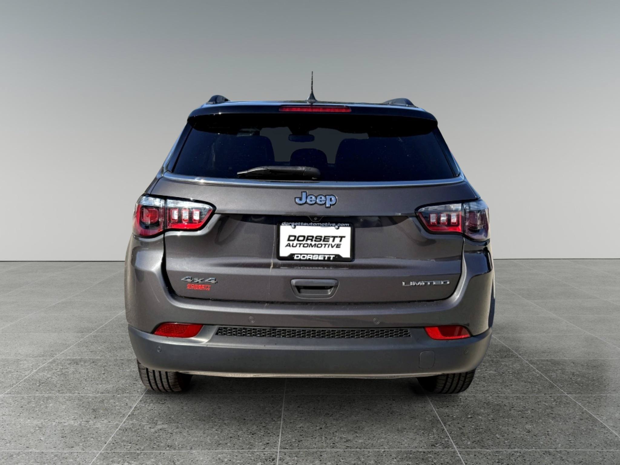 Used 2024 Jeep Compass Limited AWD/4WD image 5