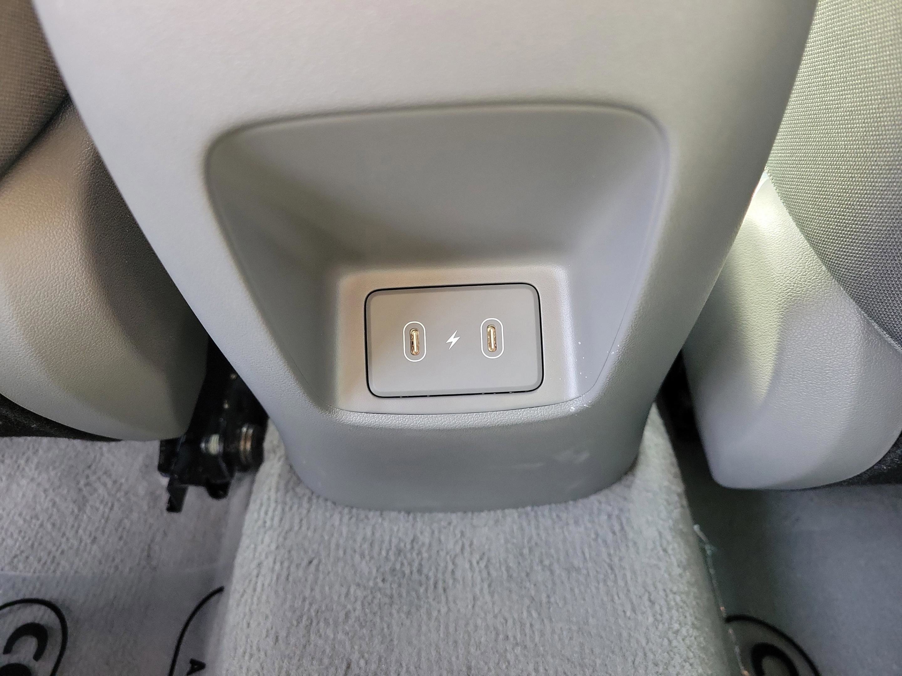 Used 2025 Hyundai Elantra Sport image 7