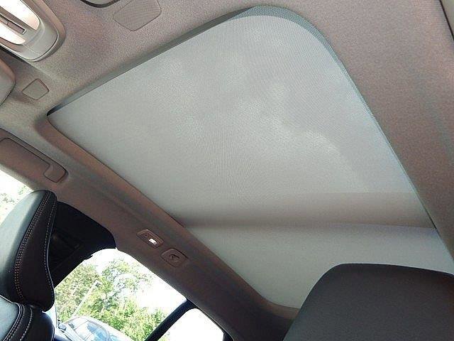 Used 2026 Volvo XC40 B5 Plus w/ Protection Package Premier AWD/4WD image 17