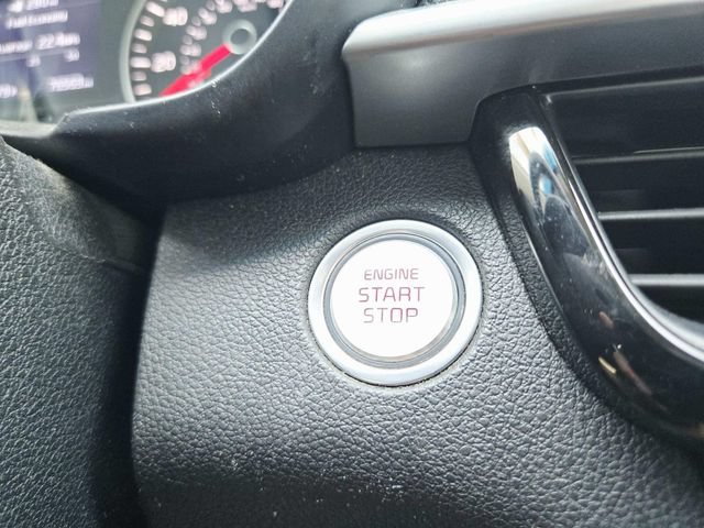 Used 2020 Kia Optima S FWD image 17
