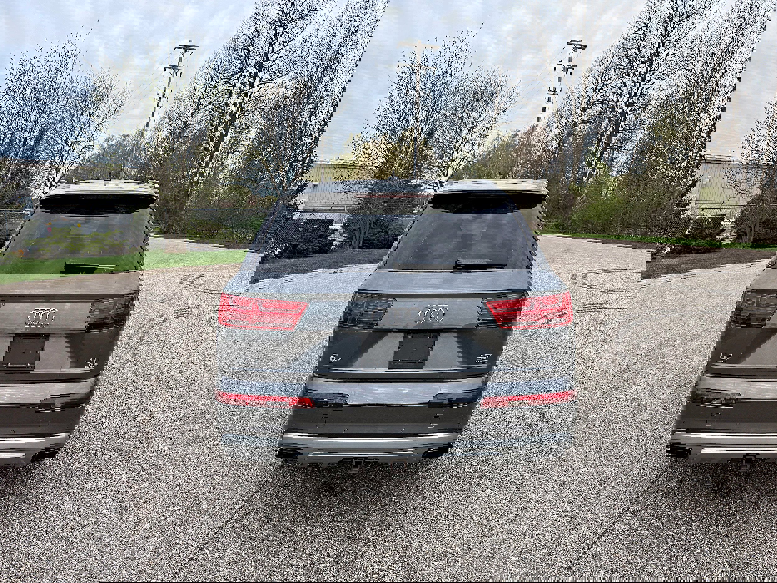 Used 2018 Audi Q7 3.0T Prestige AWD/4WD image 8