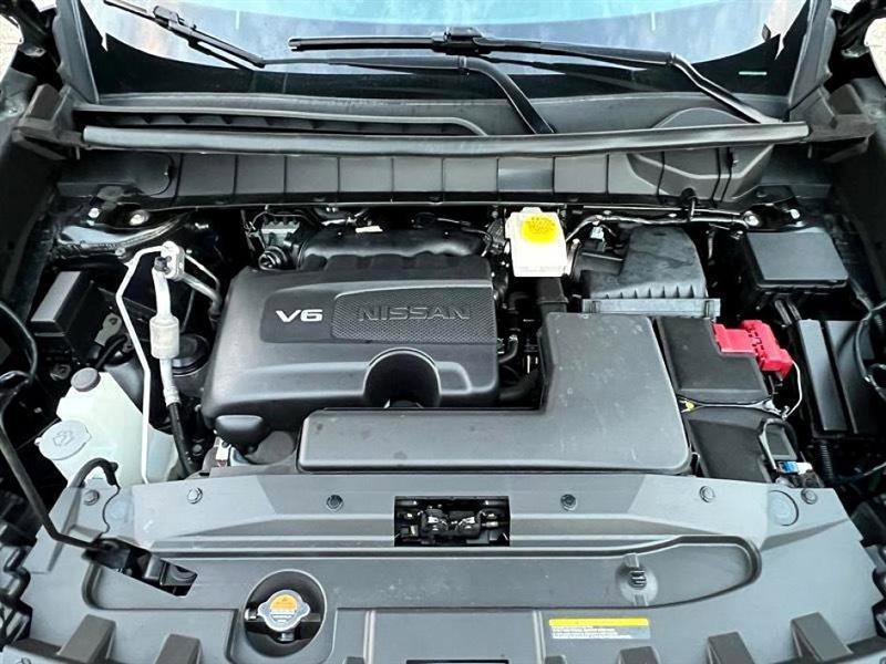 Used 2023 Nissan Pathfinder SL w/ Lighting Package (N92) image 54