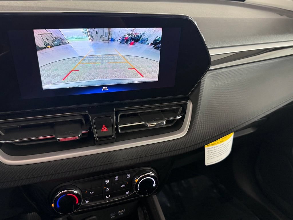 New 2026 Chevrolet TrailBlazer LT w/ LT Cold Weather Package FWD image 21