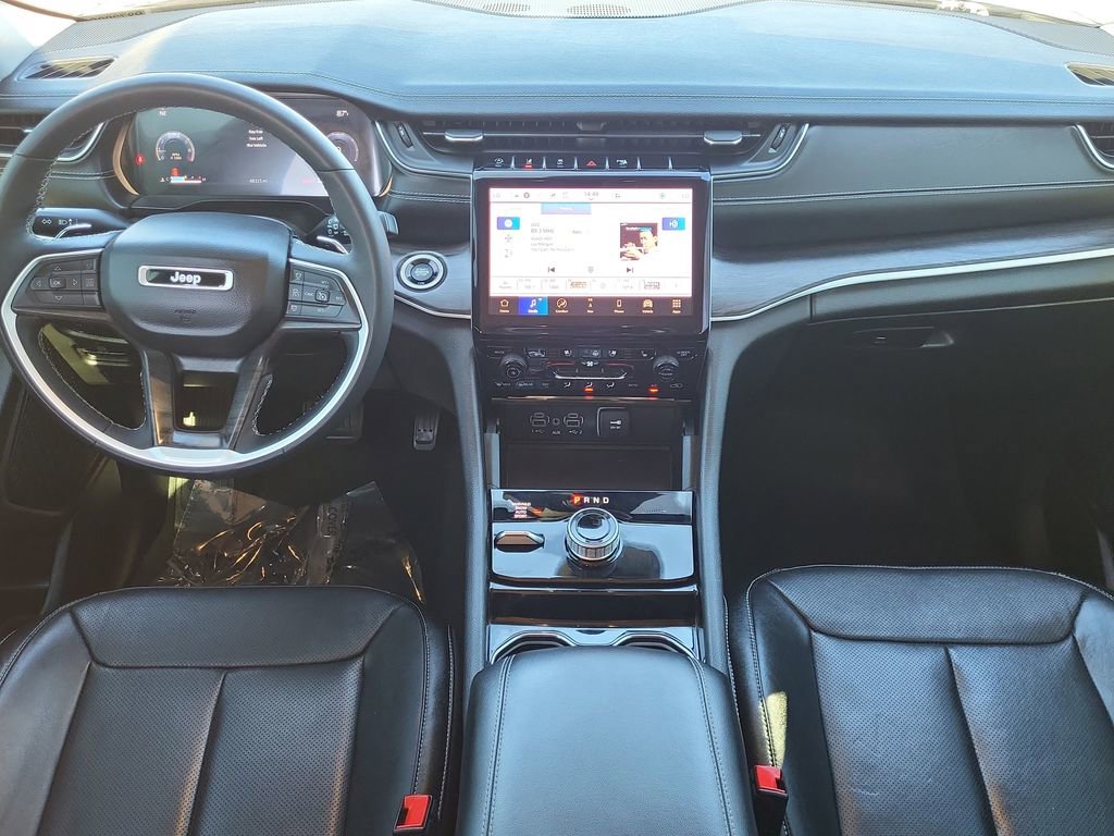 Used 2023 Jeep Grand Cherokee L Limited w/ Luxury Tech Group II image 13