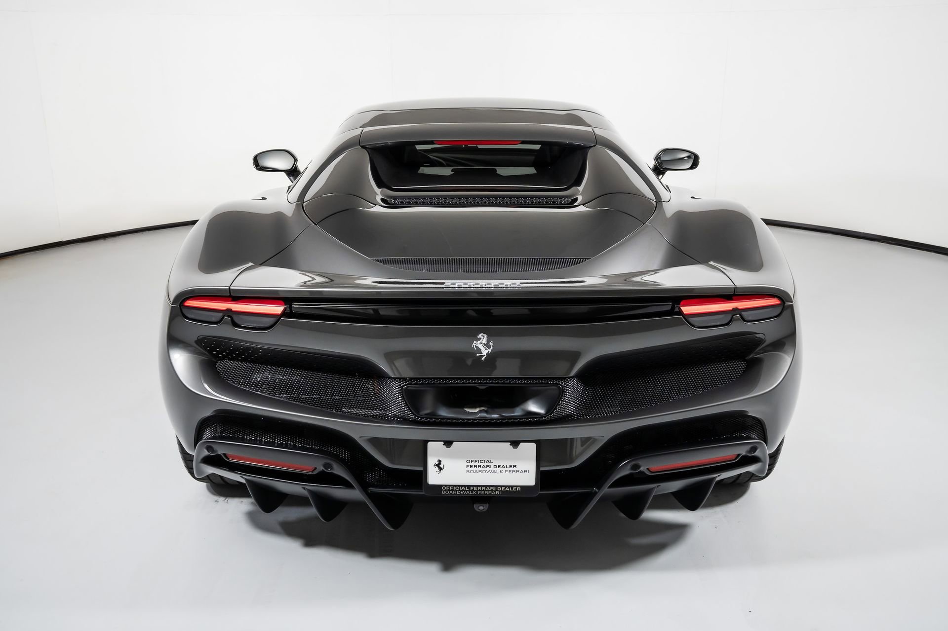 Used 2023 Ferrari 296 GTS RWD image 15