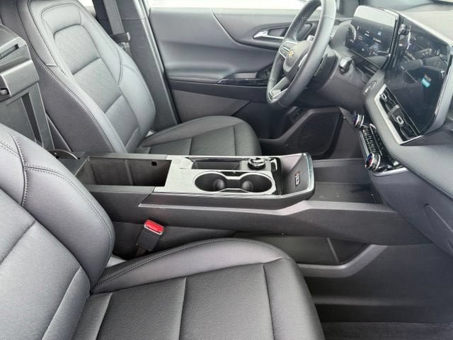 Certified 2026 Chevrolet Equinox LT w/ Convenience Package II FWD image 18