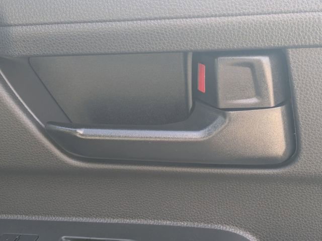 Used 2024 Toyota Tacoma SR5 w/ SR5 Upgrade Package image 33