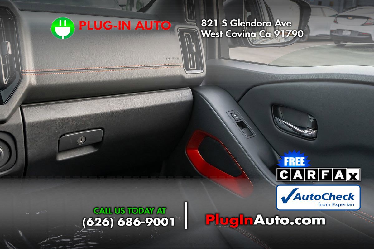 Used 2025 Nissan Frontier PRO-4X w/ Pro Premium Package image 19