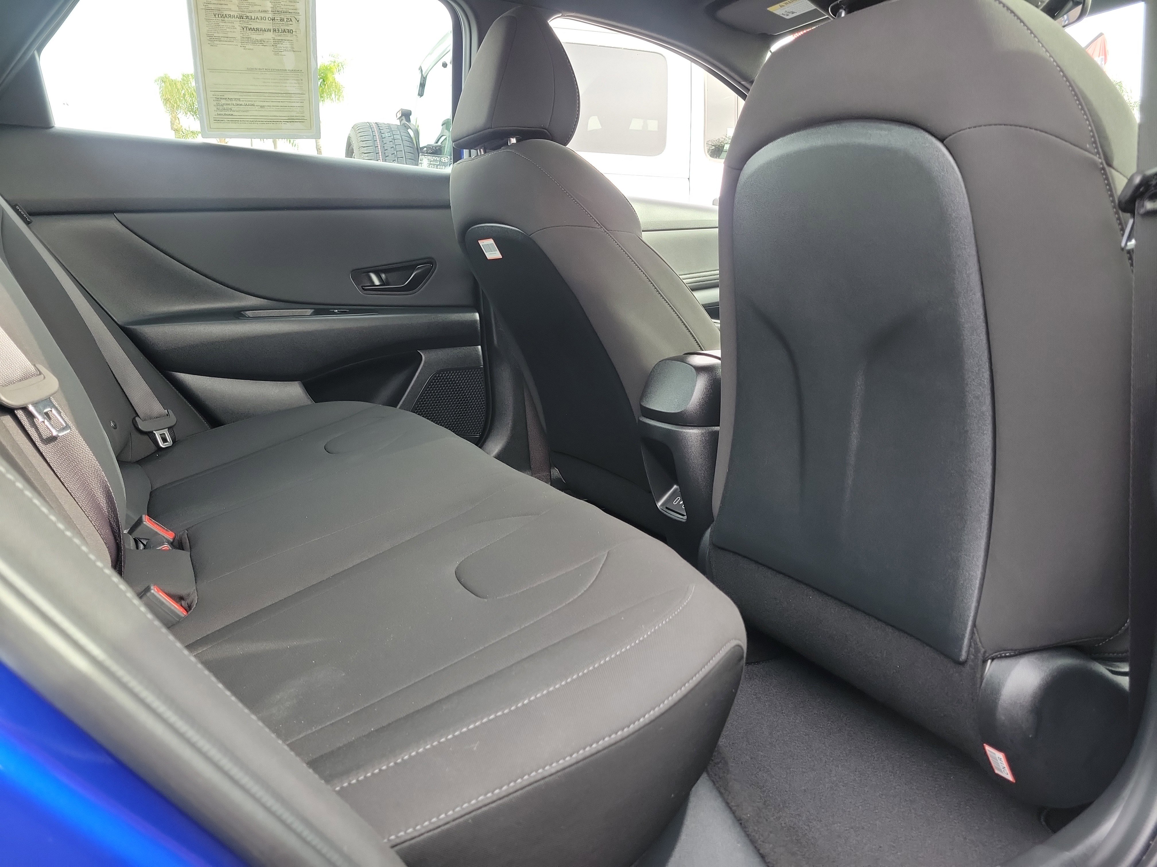 Certified 2025 Hyundai Elantra Sport image 24