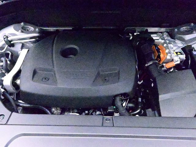 New 2026 Volvo XC90 T8 Core w/ Protection Package Premier image 32