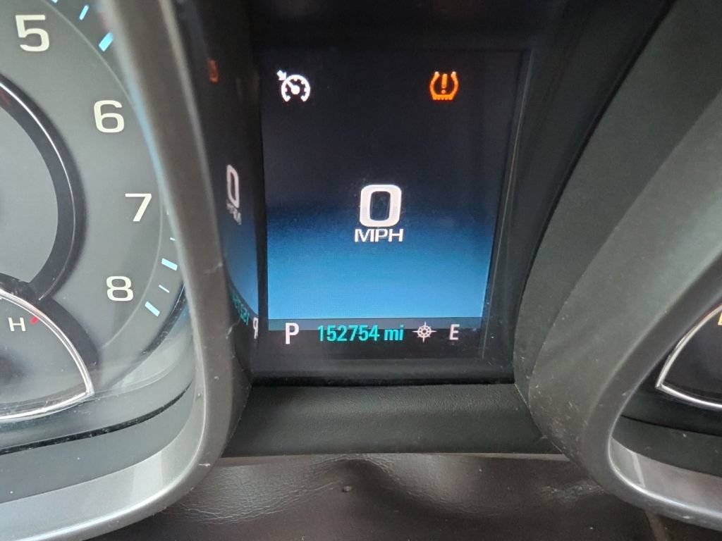 Used 2015 Chevrolet Malibu LT w/ Power Convenience Package FWD image 8