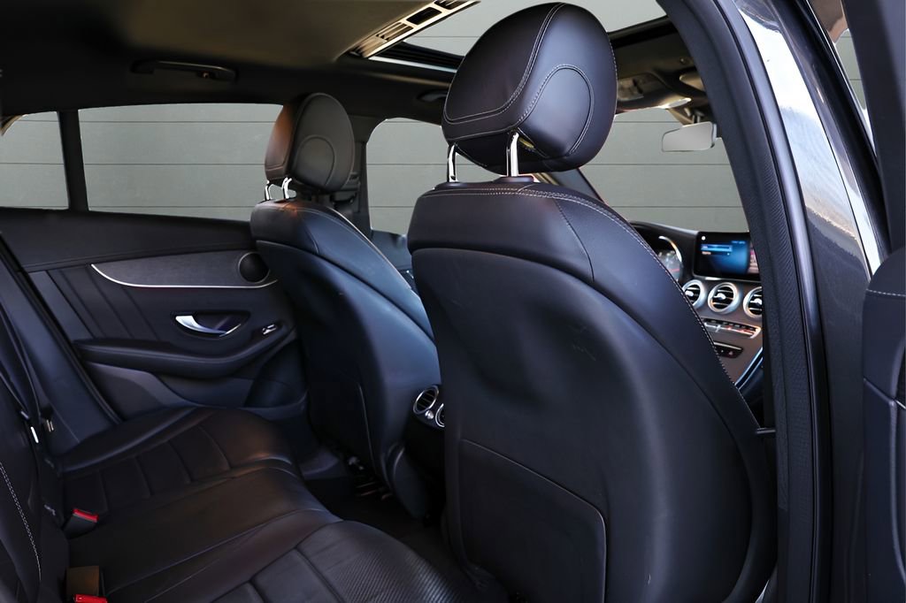 Used 2022 Mercedes-Benz GLC 300 4MATIC Coupe image 57