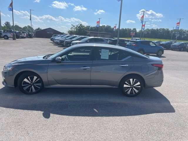 Used 2022 Nissan Altima 2.5 SV FWD image 5