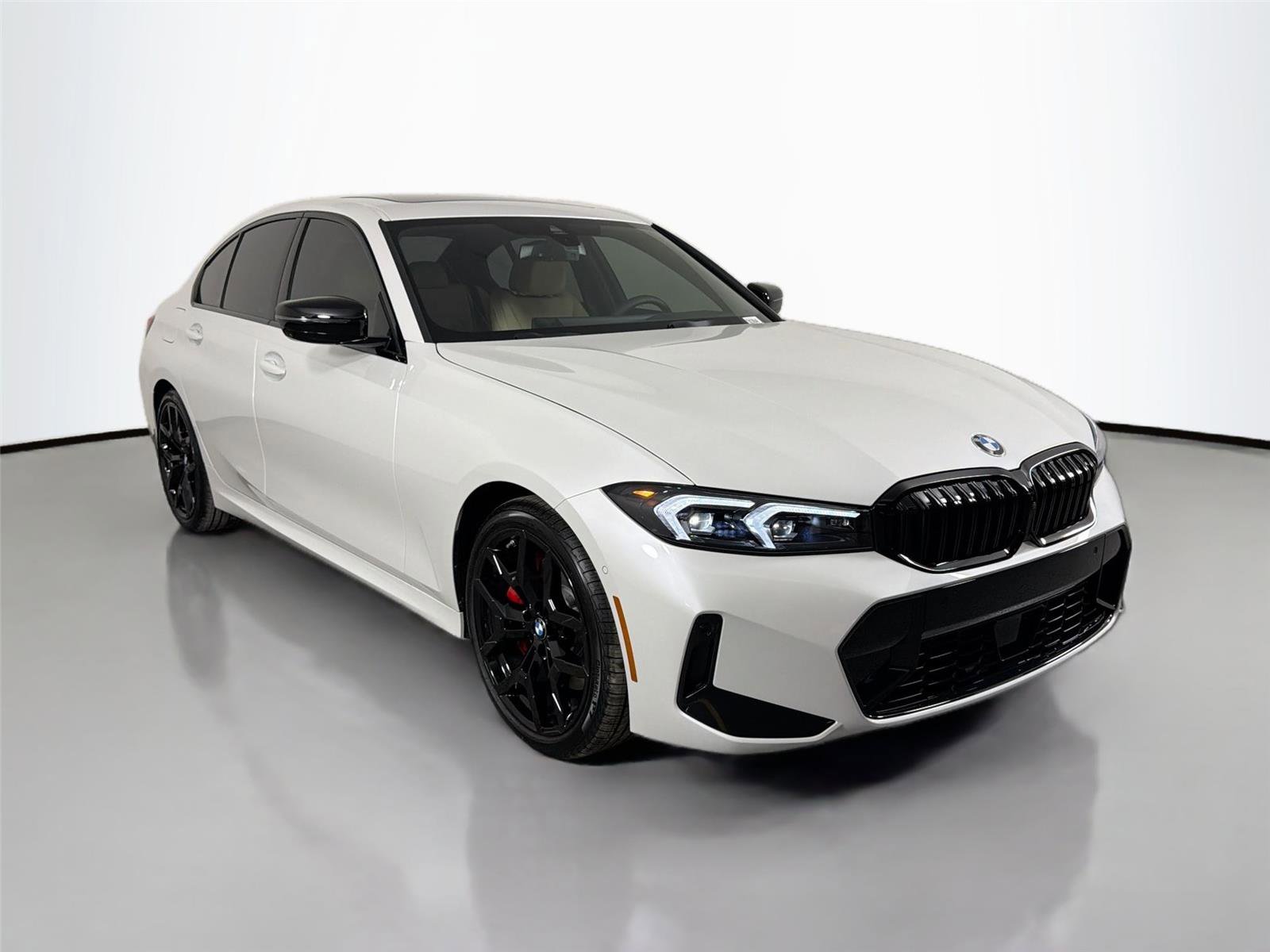 New 2026 BMW 330i Sedan w/ M Sport Package RWD image 4