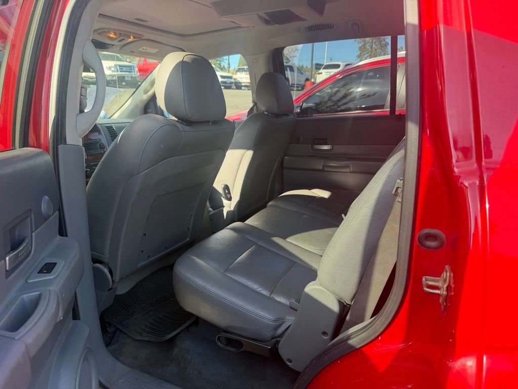 Used 2006 Dodge Durango SLT image 12