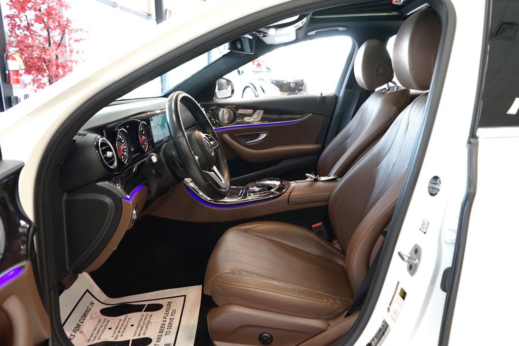 Used 2019 Mercedes-Benz E 300 w/ Premium 1 Package image 27