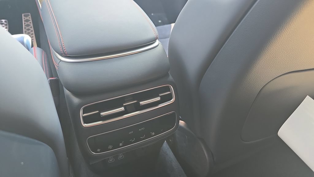 New 2027 Genesis GV70 3.5T Prestige AWD/4WD image 26