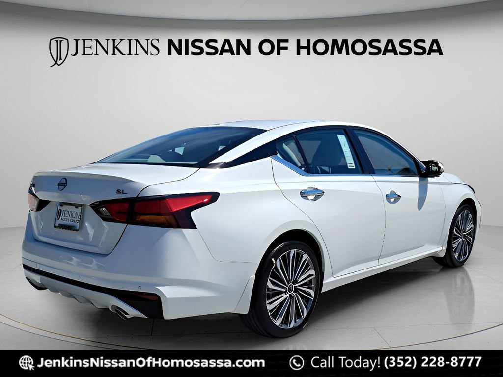 New 2025 Nissan Altima 2.5 SL FWD image 3