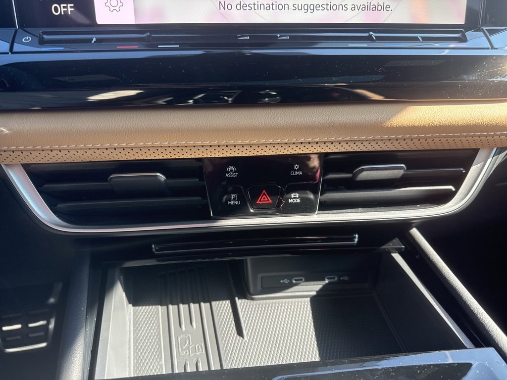 New 2026 Volkswagen Atlas Cross Sport SEL R-Line image 21